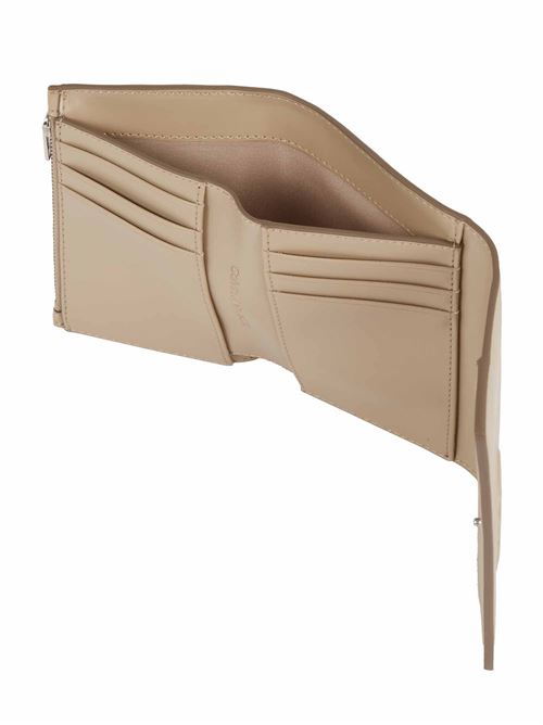 sculpted medium trifold CALVIN KLEIN JEANS | LV04K1078GPBF